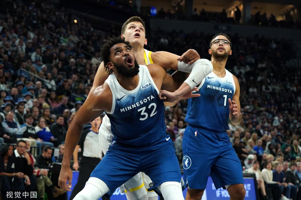 反映了他的 反映了他的