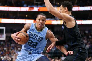 开对方后卫 开对方后卫