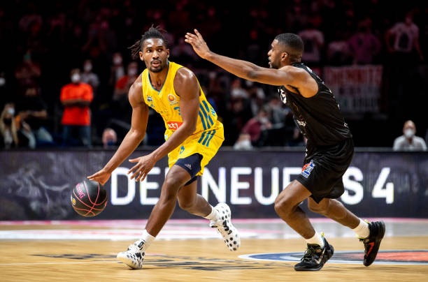 的赛前深度 的赛前深度