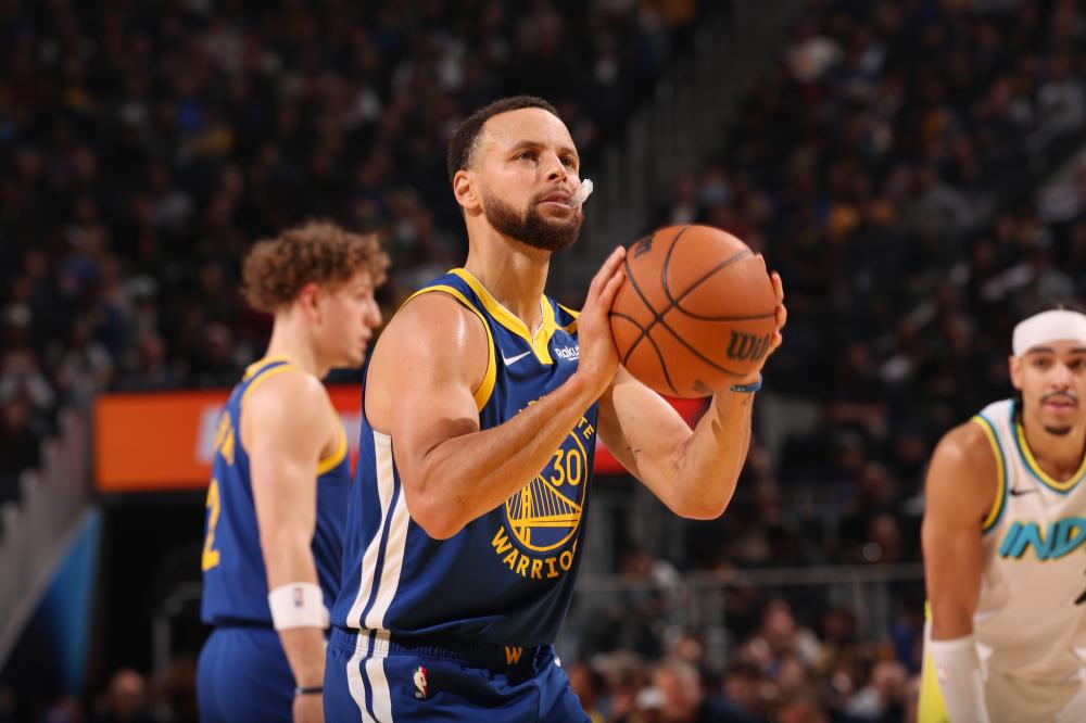 的更是凤毛 的更是凤毛