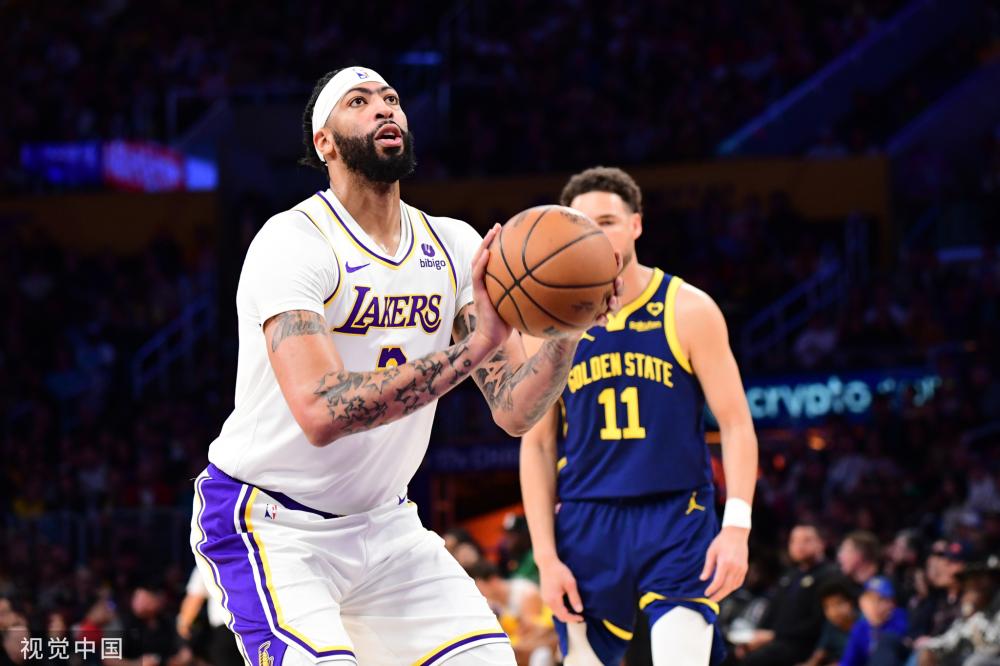 通过四通八 通过四通八